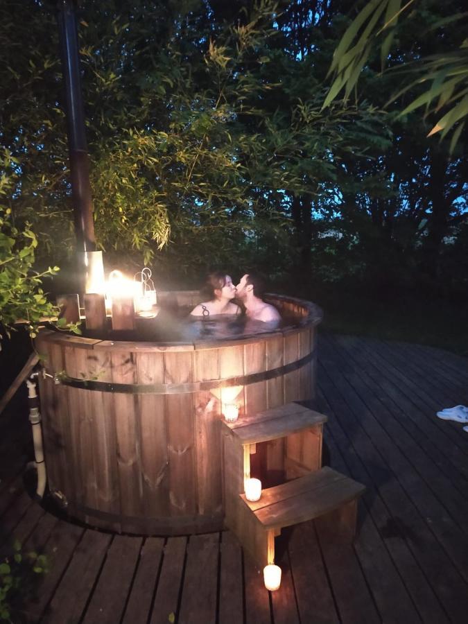 Ecolodge La Belle Verte Saint-Mʼhervé Esterno foto